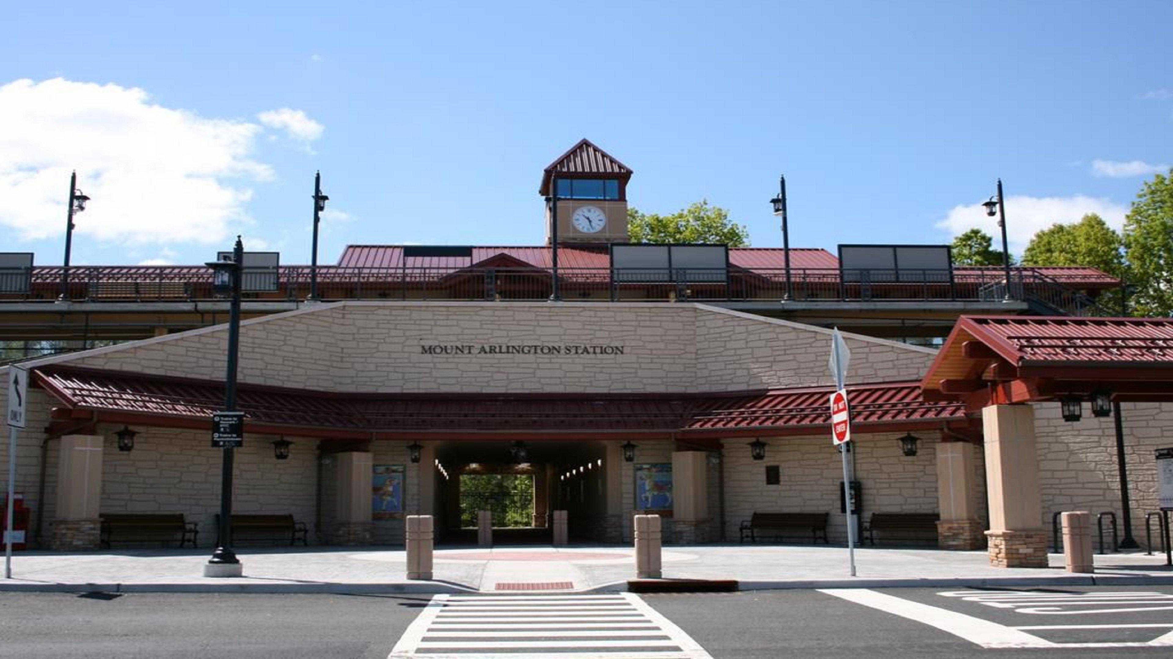 Holiday Inn Express Mount Arlington By Ihg Exterior photo