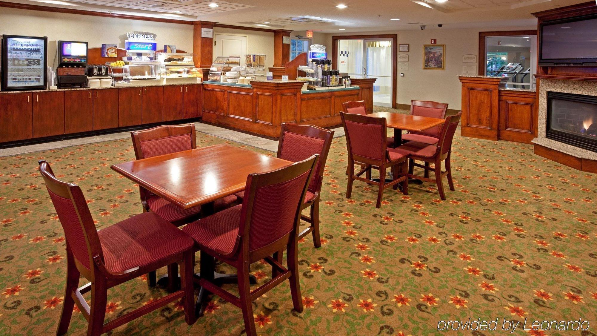 Holiday Inn Express Mount Arlington, An Ihg Hotel Restaurant photo